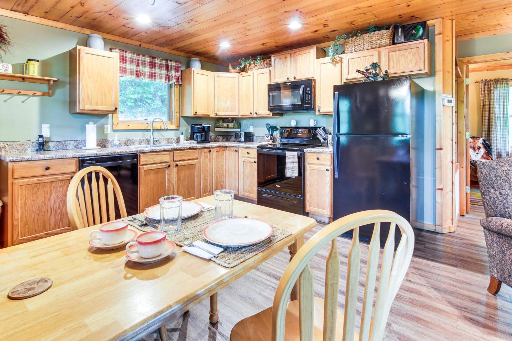 Charming Fox Den Cabin In Whittier With Hot Tub! Exterior foto